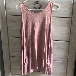 No sleeve pink causal top